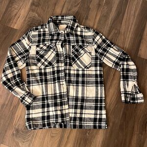 Casa Cabana Small plaid white and black long sleeve button up